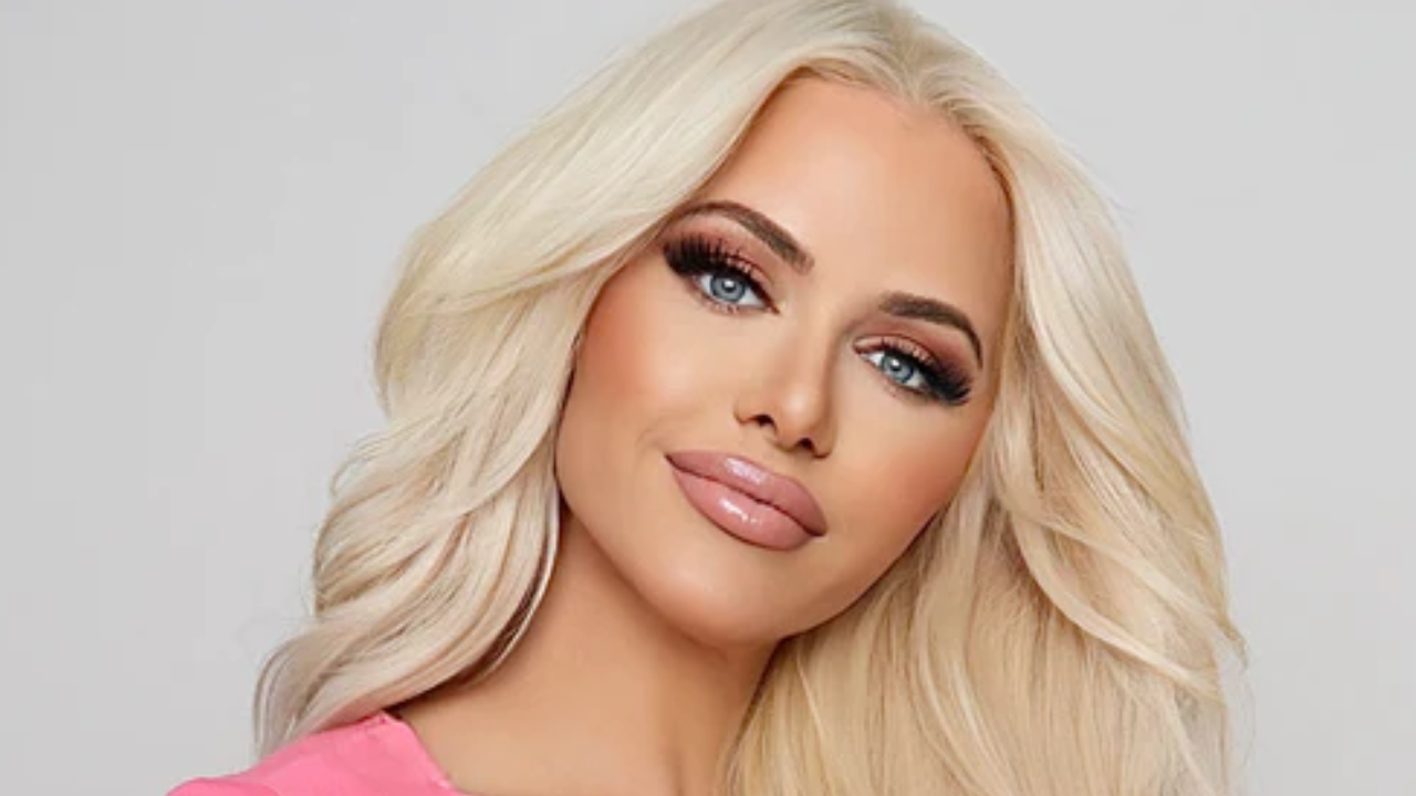 How Are Platinum Blonde Extensions To Be Maintained?